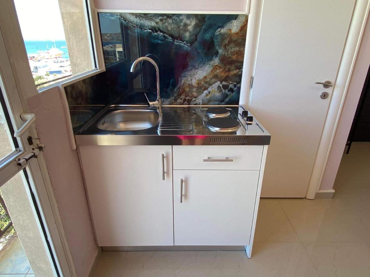 Апартаменты Lavrio 1Bdr Penthouse 7 Min On Foot From The Port Экстерьер фото